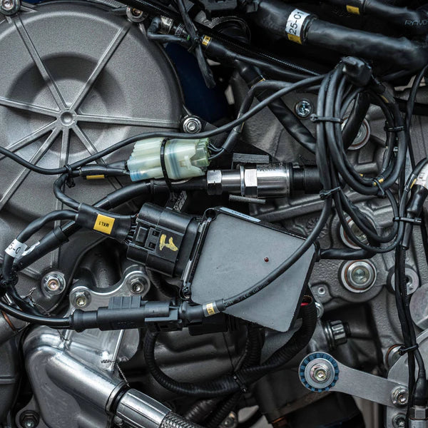 Senzor pritiska-/držač lambda sonde WorldSSP Feel Racing Ducati Panigale V2 955 (20-24) FR.829.181 