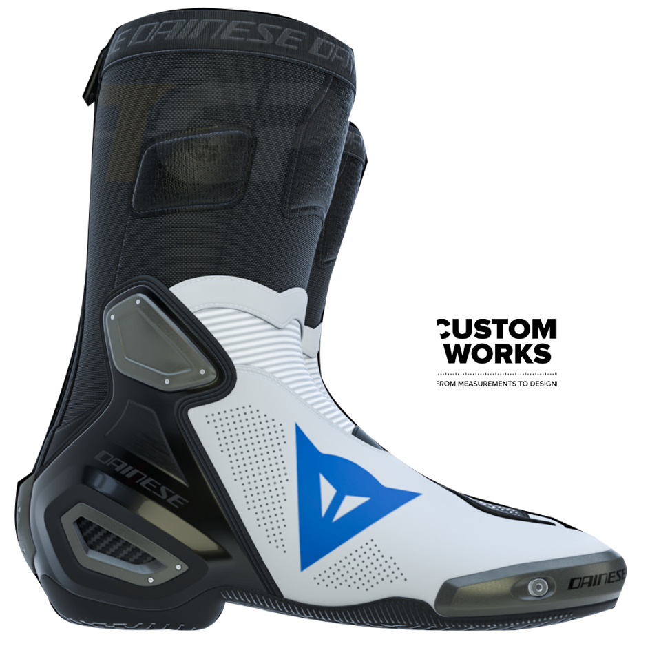 Dainese Axial 2 Air Racing i ulične motociklističke čizme | Muškarci | Bijela / Nebesko plava | Custom Works 