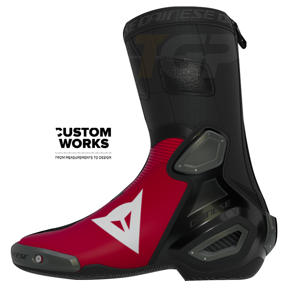 Dainese Axial 2 Racing i ulične motociklističke čizme Nicolò Bulega Replica 2026 | Muškarci | Dainese crvena / bijela | Custom Works 