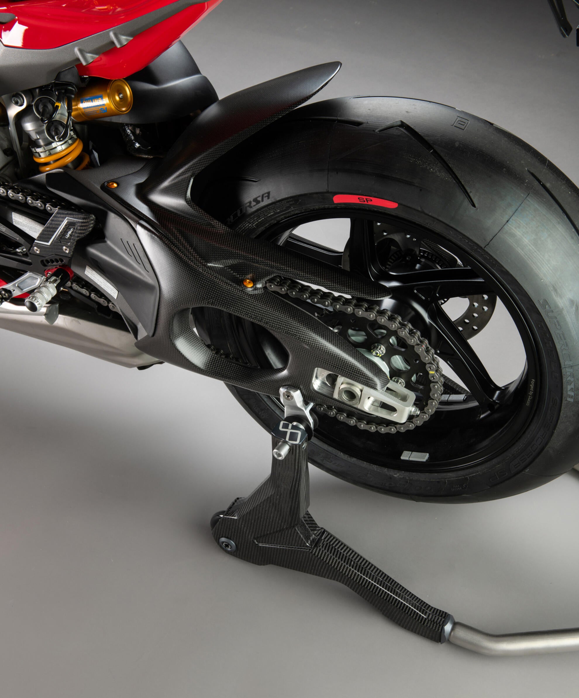 Stražnji blatobran Carbon LighTech Ducati Panigale V4/S (25-26) CARD2420M 