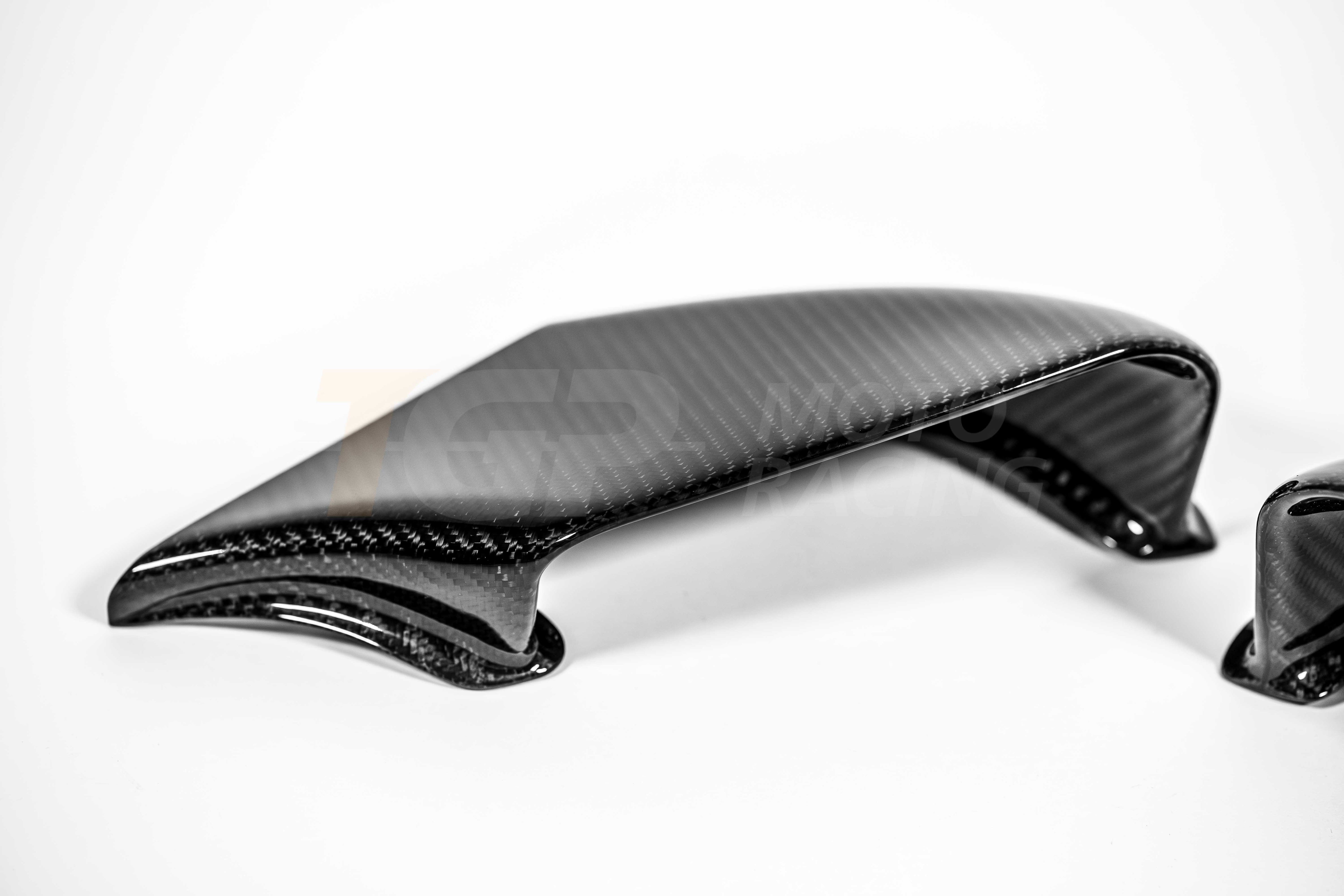 Corner Sidepods Set 200g Carbon AP Carbon Line Ducati Panigale V4/S/R (25-26) 