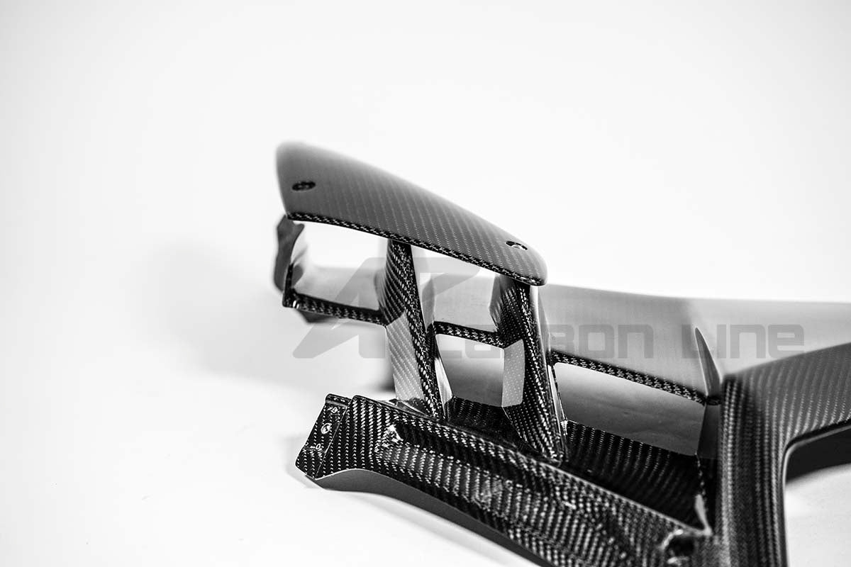 Desni bočni dio 200g AP Carbon Line Aprilia RSV4/RR/1100 Factory (21-26) 