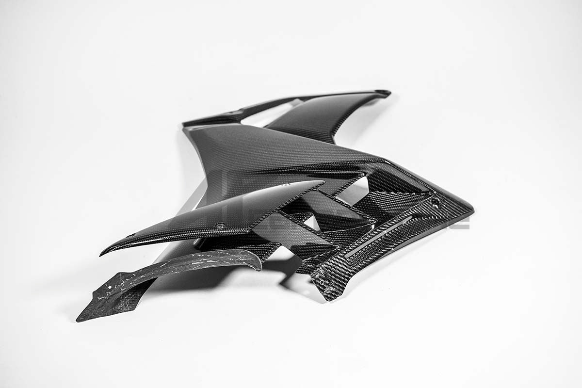 Desni bočni dio 200g AP Carbon Line Aprilia RSV4/RR/1100 Factory (21-26) 