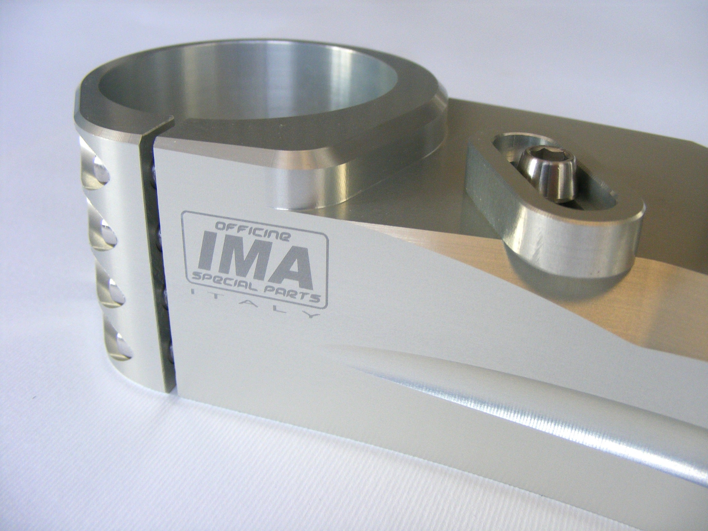 Ima Special Parts Racing vilica s podesivim offsetom za Ducati Panigale V4/S/R (25-26) 