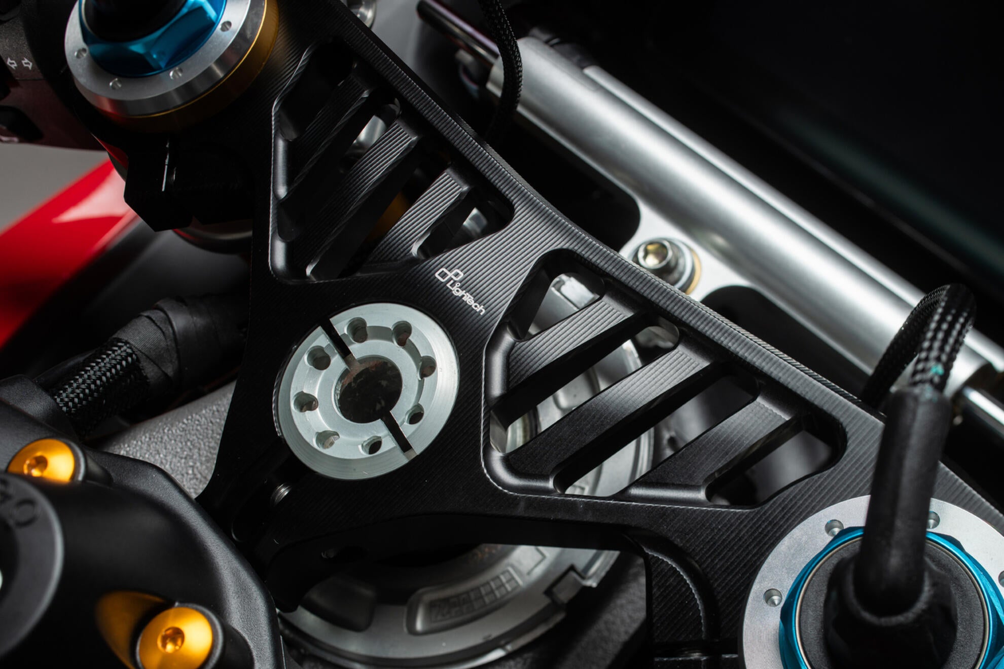 Gornja vilica LighTech Ducati Panigale V4/S/R (25-26) TCADU002NER 