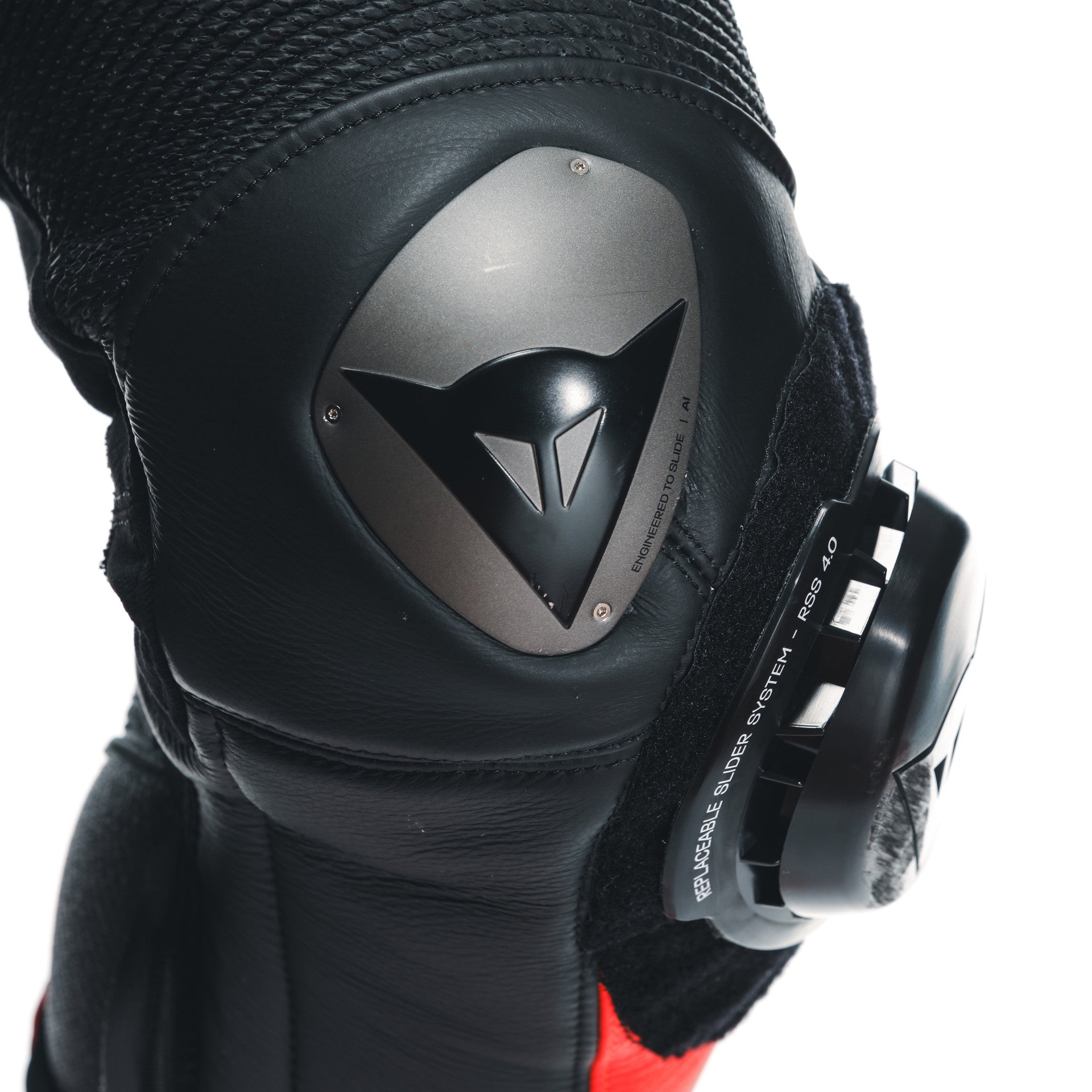 Dainese Misano 3 D-AIR® Kombinezon Kožno odijelo – Perforirani zračni jastučić trkaći kombinezon | Muški | Crvena 