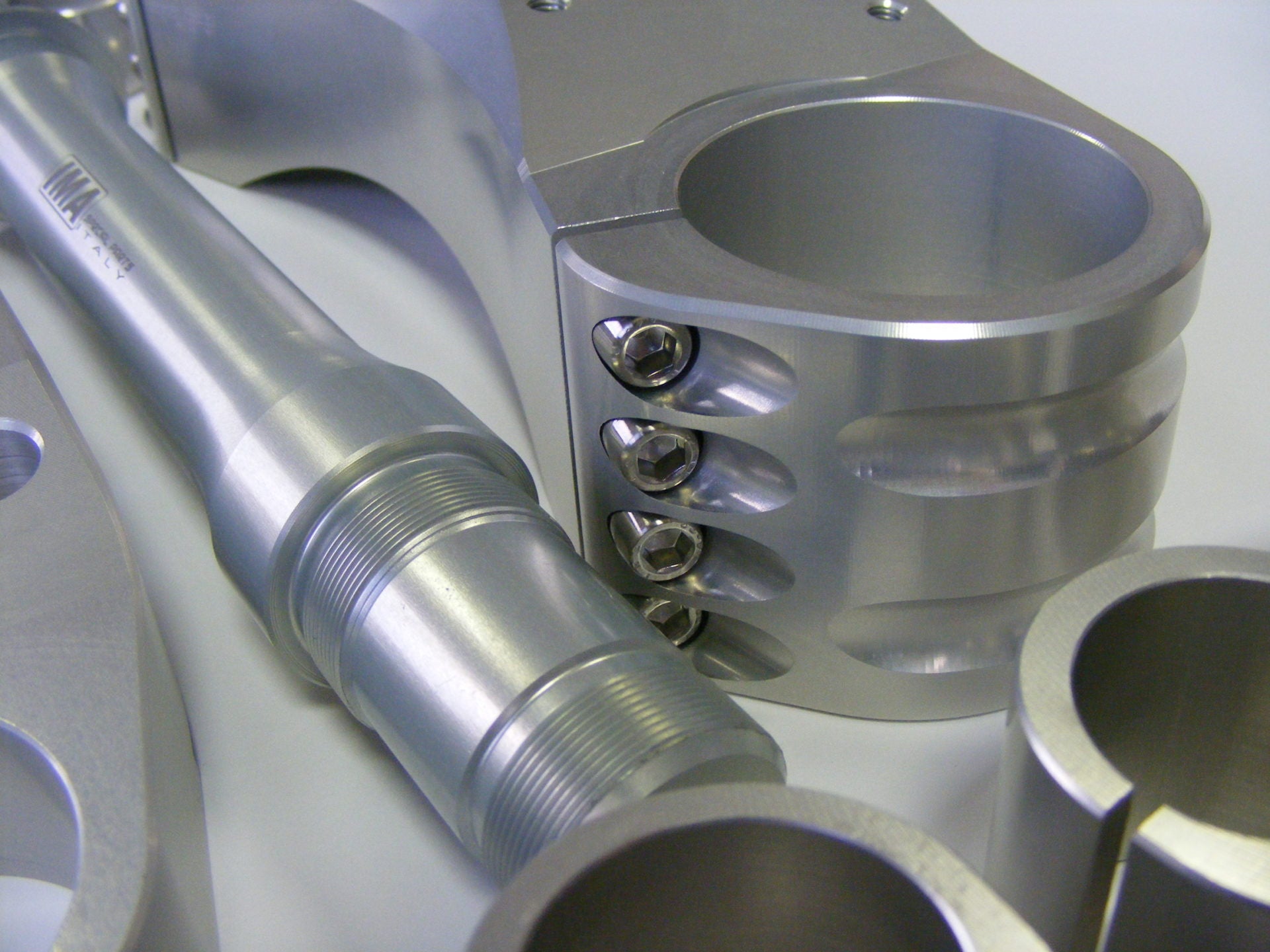 Ima Special Parts Racing vilica most Triumph Daytona 675/R (06-12) 