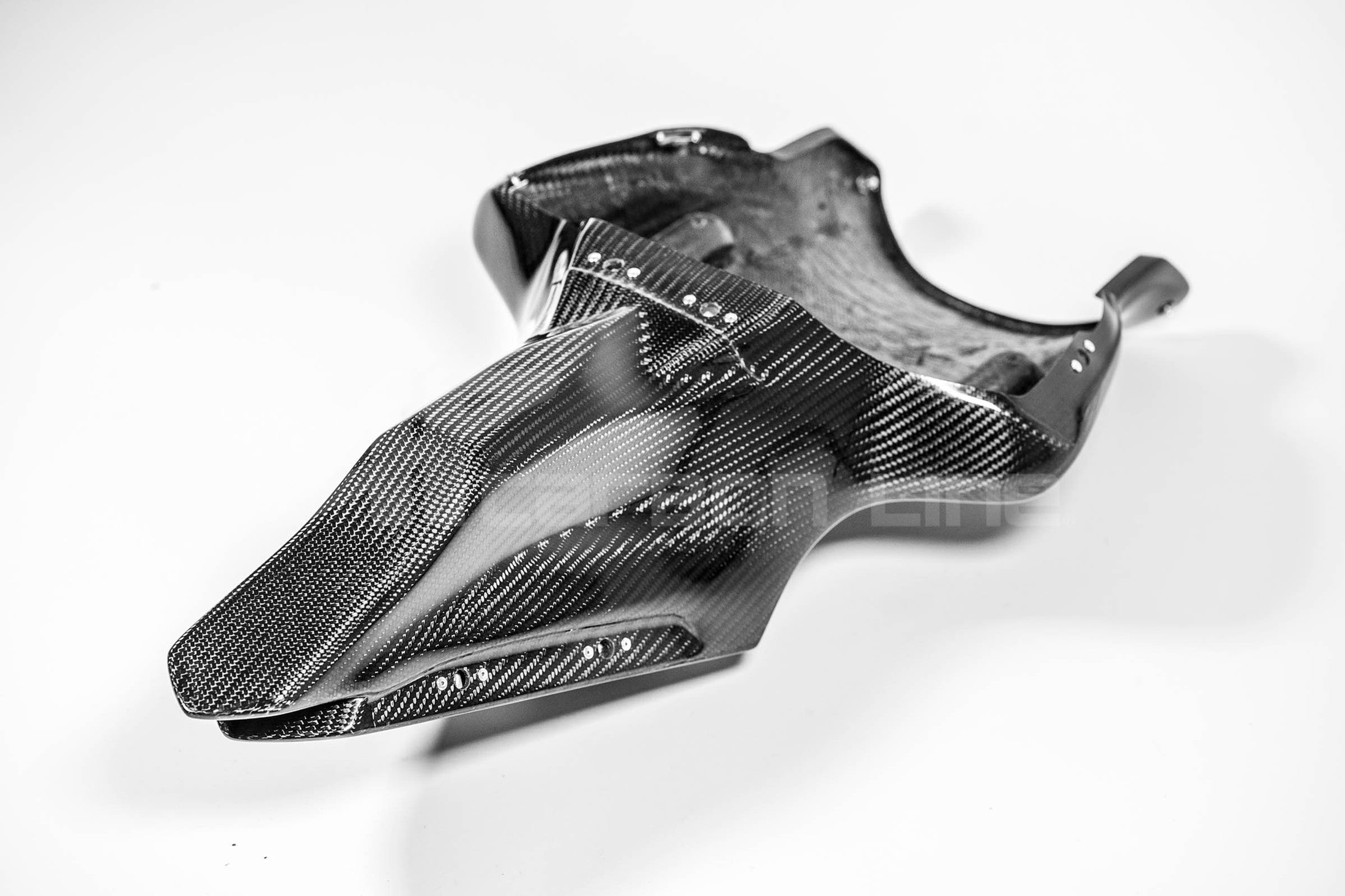 Hecknašpica 200g AP Carbon Line Yamaha YZF-R1/M RN65 (20-26) 