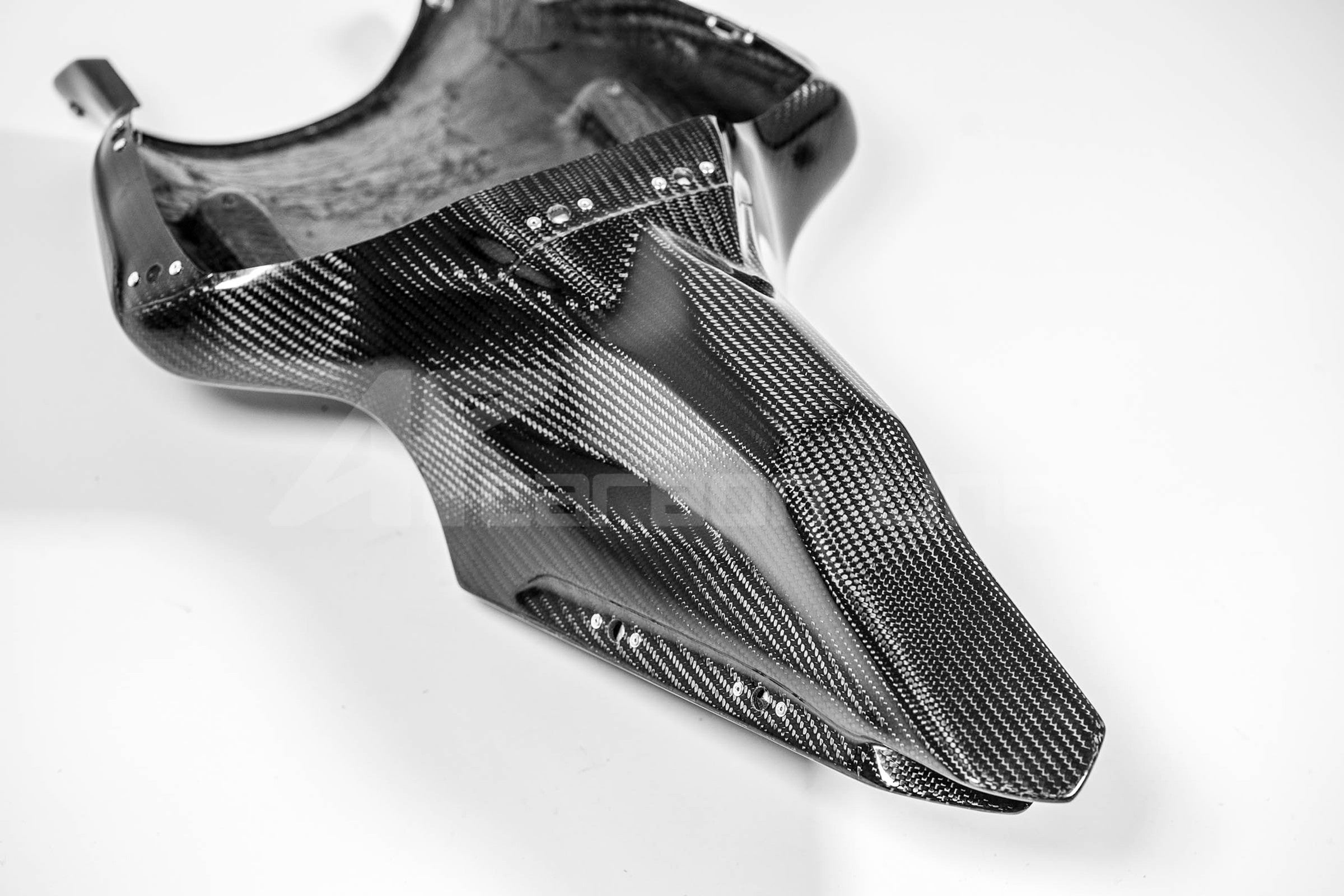 Hecknašpica 200g AP Carbon Line Yamaha YZF-R1/M RN65 (20-26) 