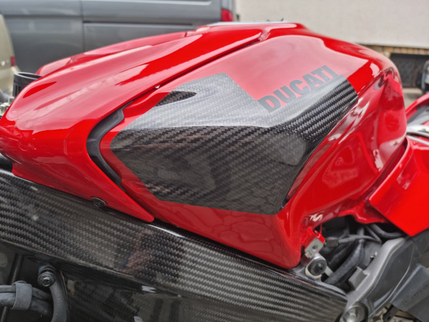 Zaštita rezervoara 200g AP Carbon Line Ducati Panigale V4/S (25-26) 
