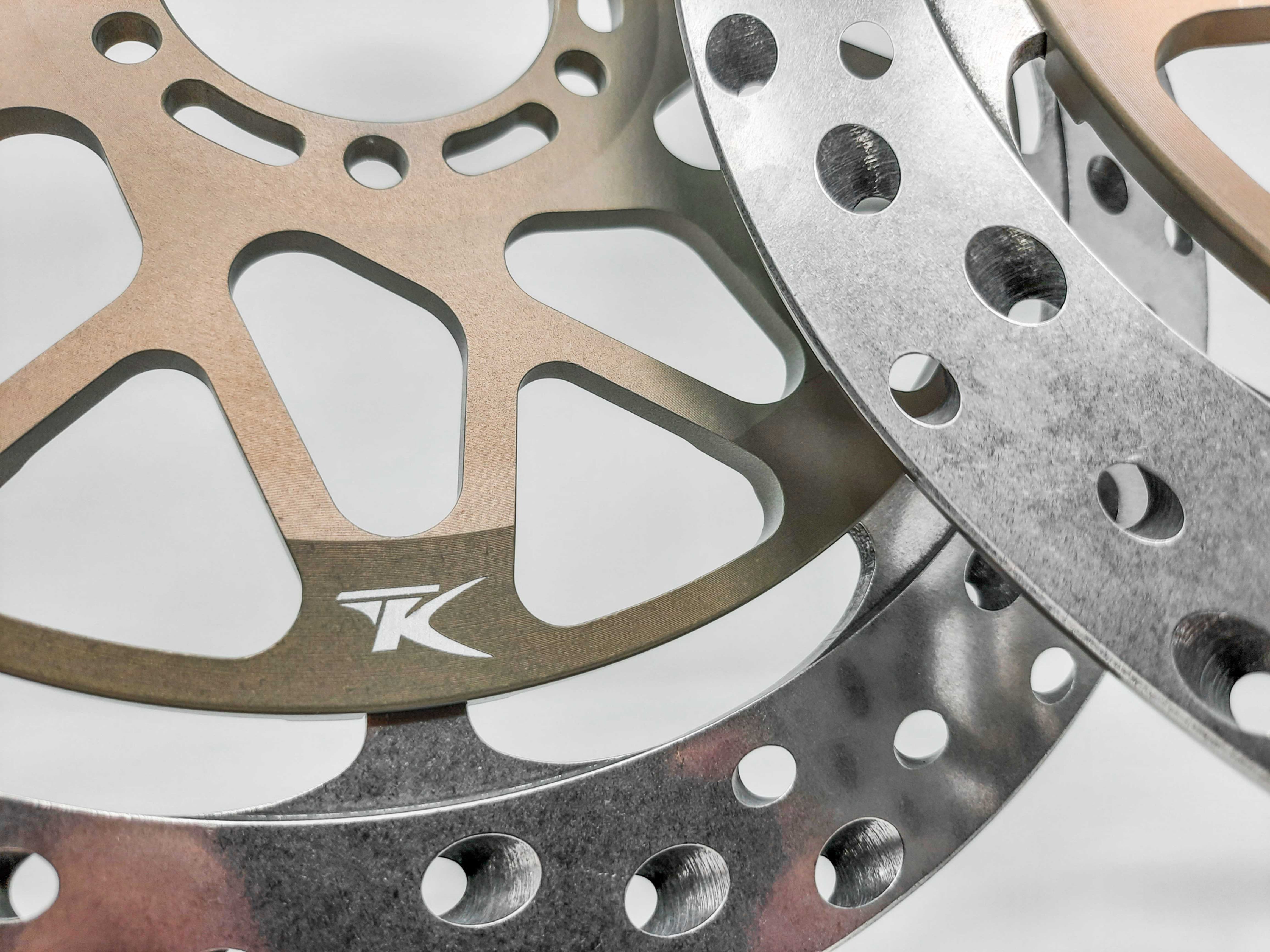 TK Diskovi kočnica SBK 6.0 Set diskova kočnica Aprilia RS 660 (20-26) 