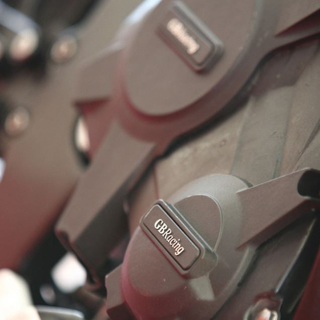 Zaštitna navlaka za spojku GBRacing Suzuki GSX-R 1000 (09-16) 