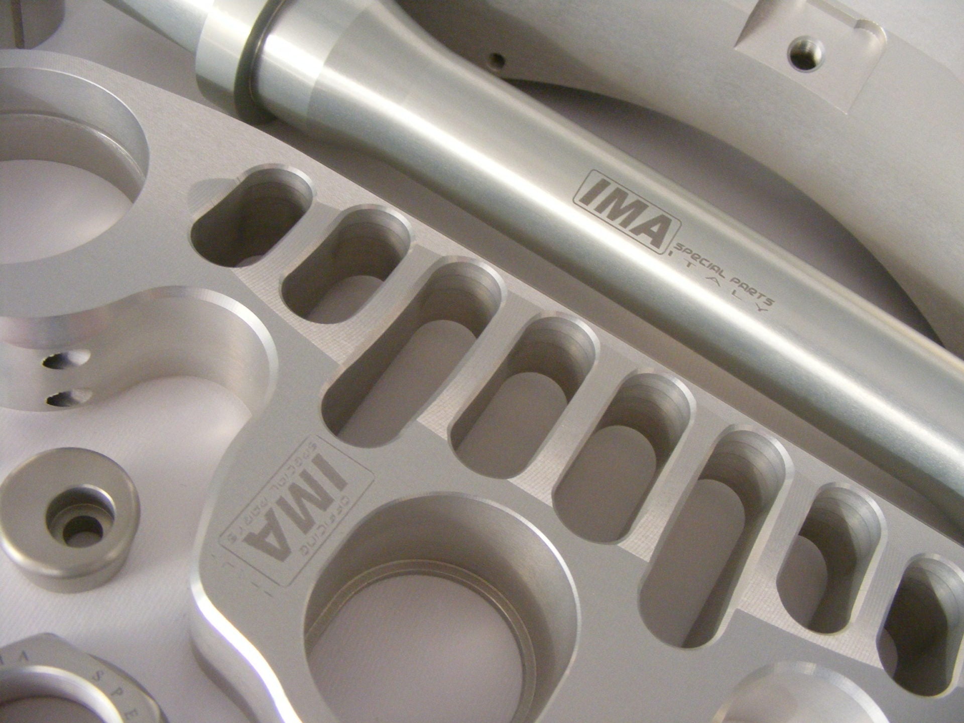 Ima Special Parts Racing vilica most Ducati Panigale V4 (18-24) 